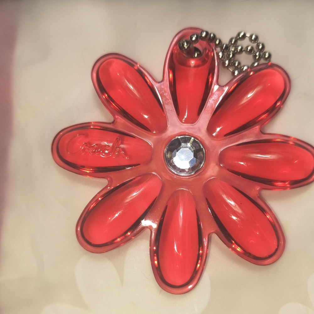 Coach Hot Pink Flower hang tag